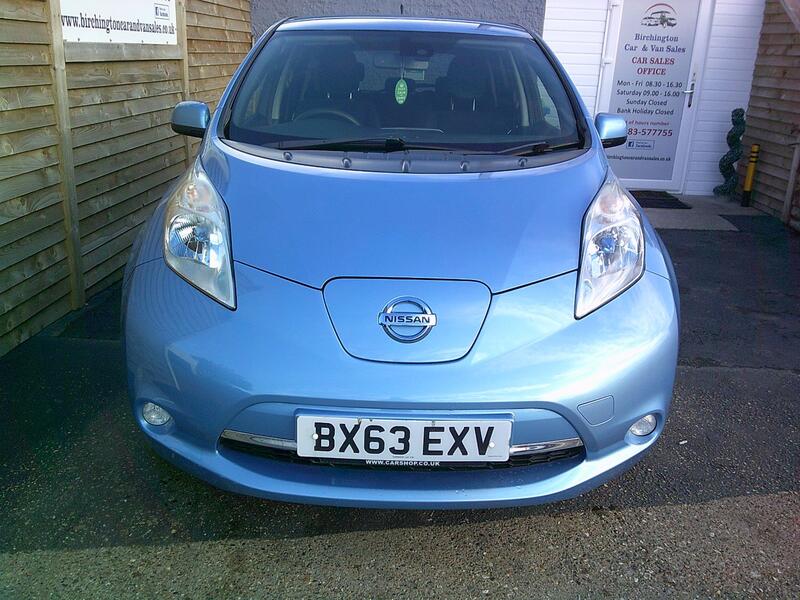 NISSAN LEAF